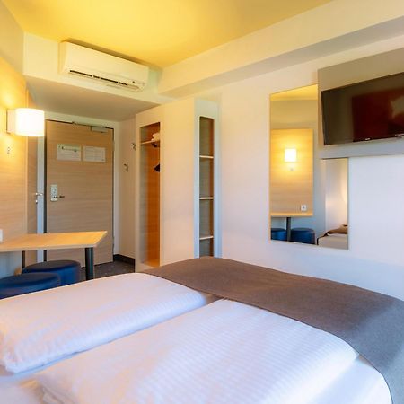 B&B Hotel Stuttgart-Bad Cannstatt Eksteriør bilde