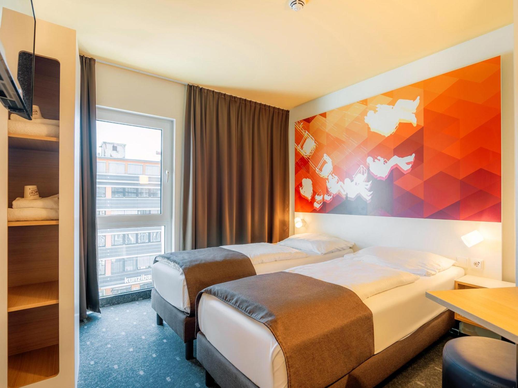 B&B Hotel Stuttgart-Bad Cannstatt Eksteriør bilde